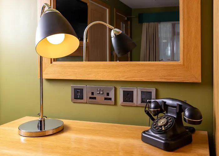 Elmbank , Tapestry Collection By Hilton